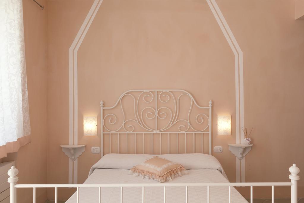 Crealto Villa Alfiano Natta Room photo