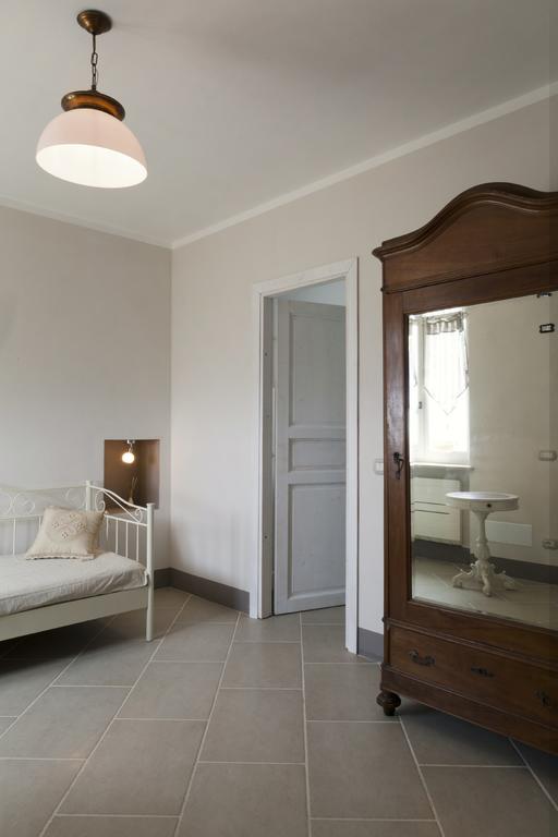 Crealto Villa Alfiano Natta Room photo